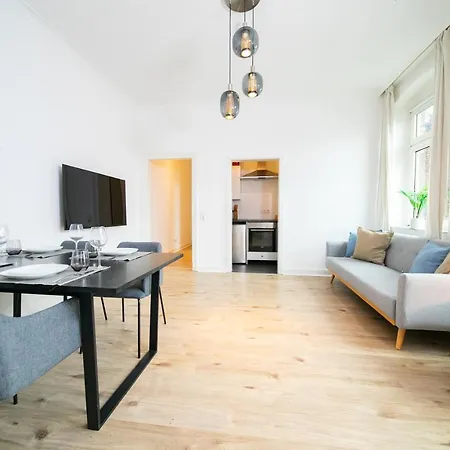 Favorite - And - Kitchen Neuss