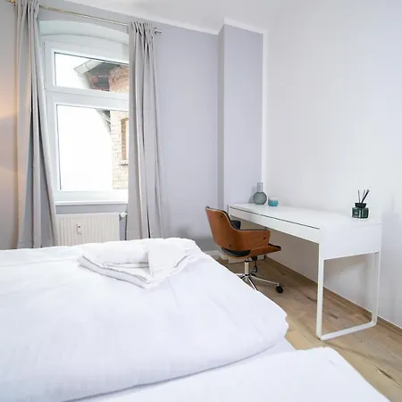 Favorite - And - Kitchen * Neuss