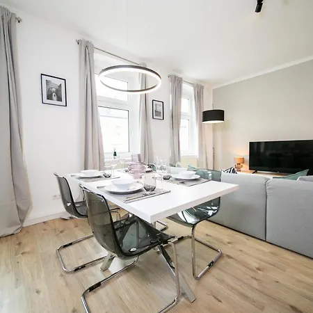 Apartament Favorite - And - Kitchen