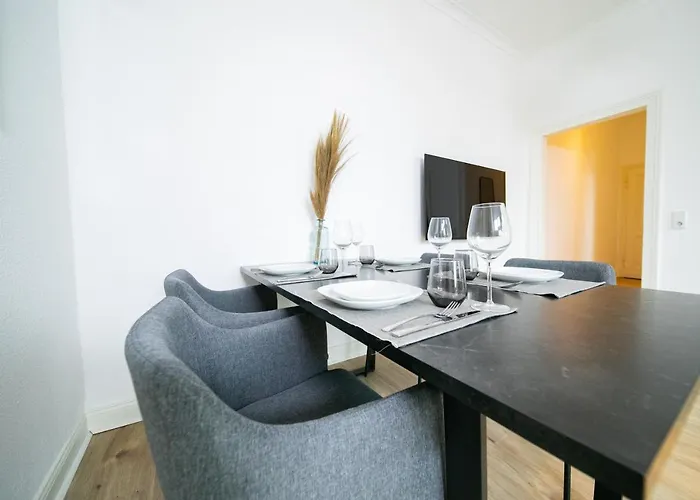 Favorite - And - Kitchen * Neuss