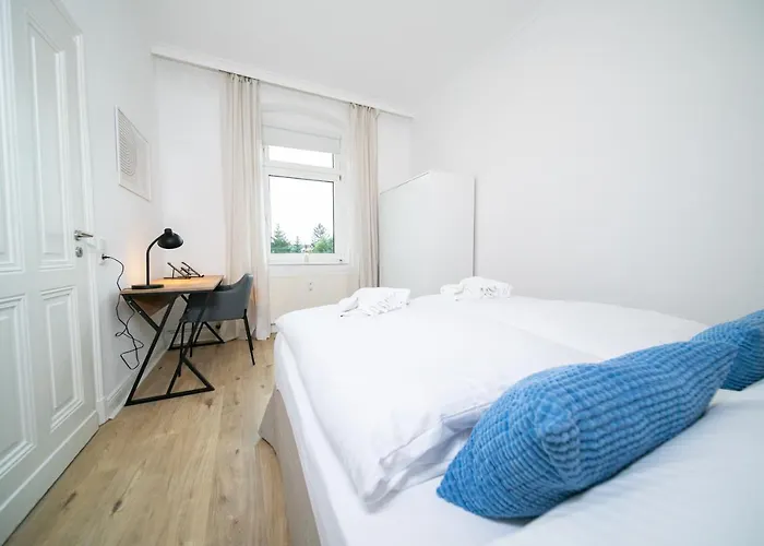 Favorite - And - Kitchen * Neuss