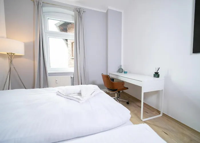 Favorite - And - Kitchen * Neuss