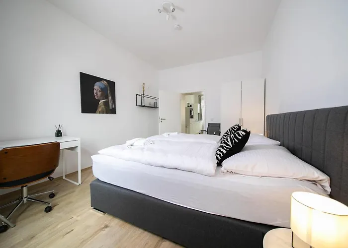 Favorite - And - Kitchen Apartamento Neuss