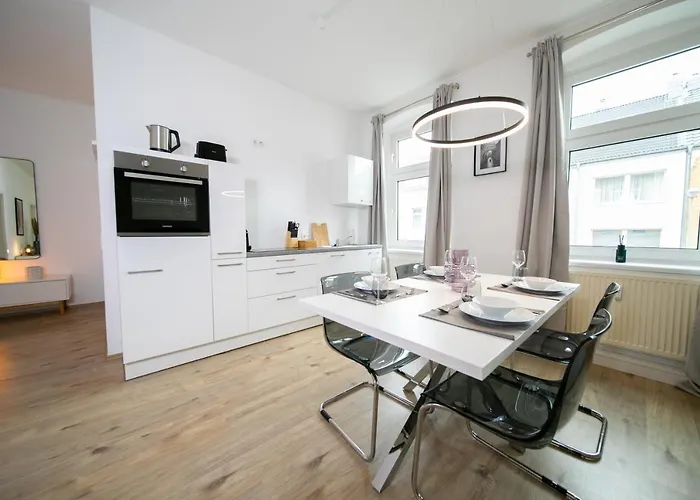 Favorite - And - Kitchen Apartamento Neuss
