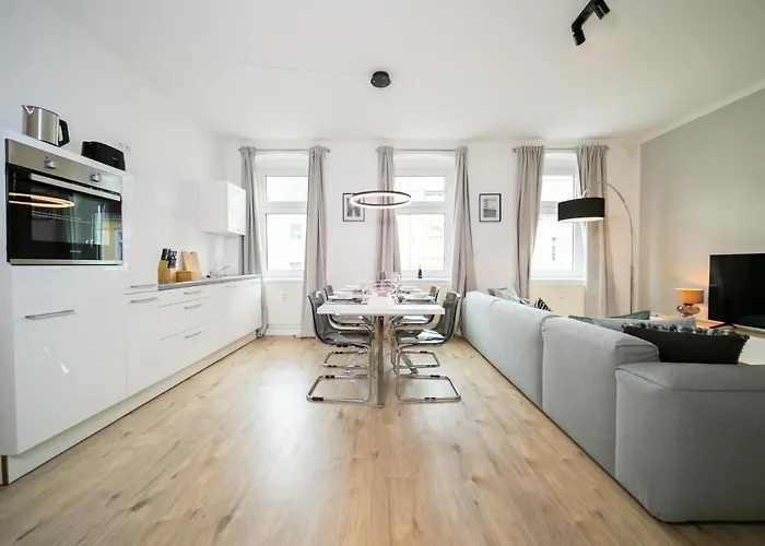 Favorite - And - Kitchen Neuss